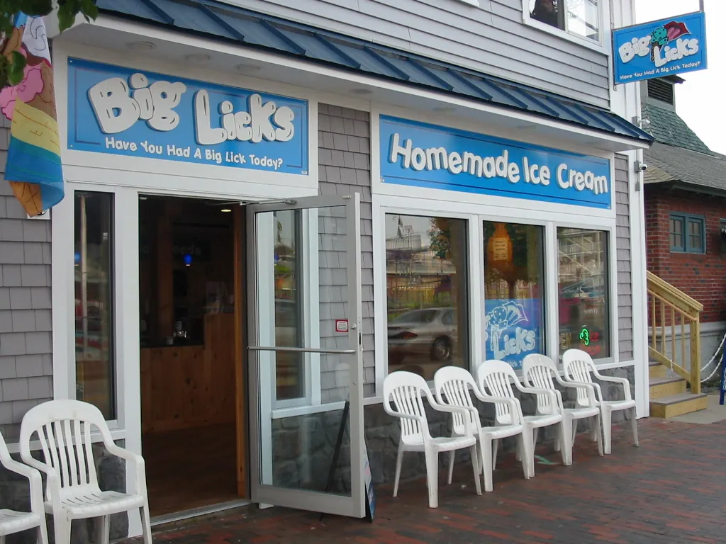 The Big Licks shopfront at 8 West Grand Avenue, Old Orchard Beach